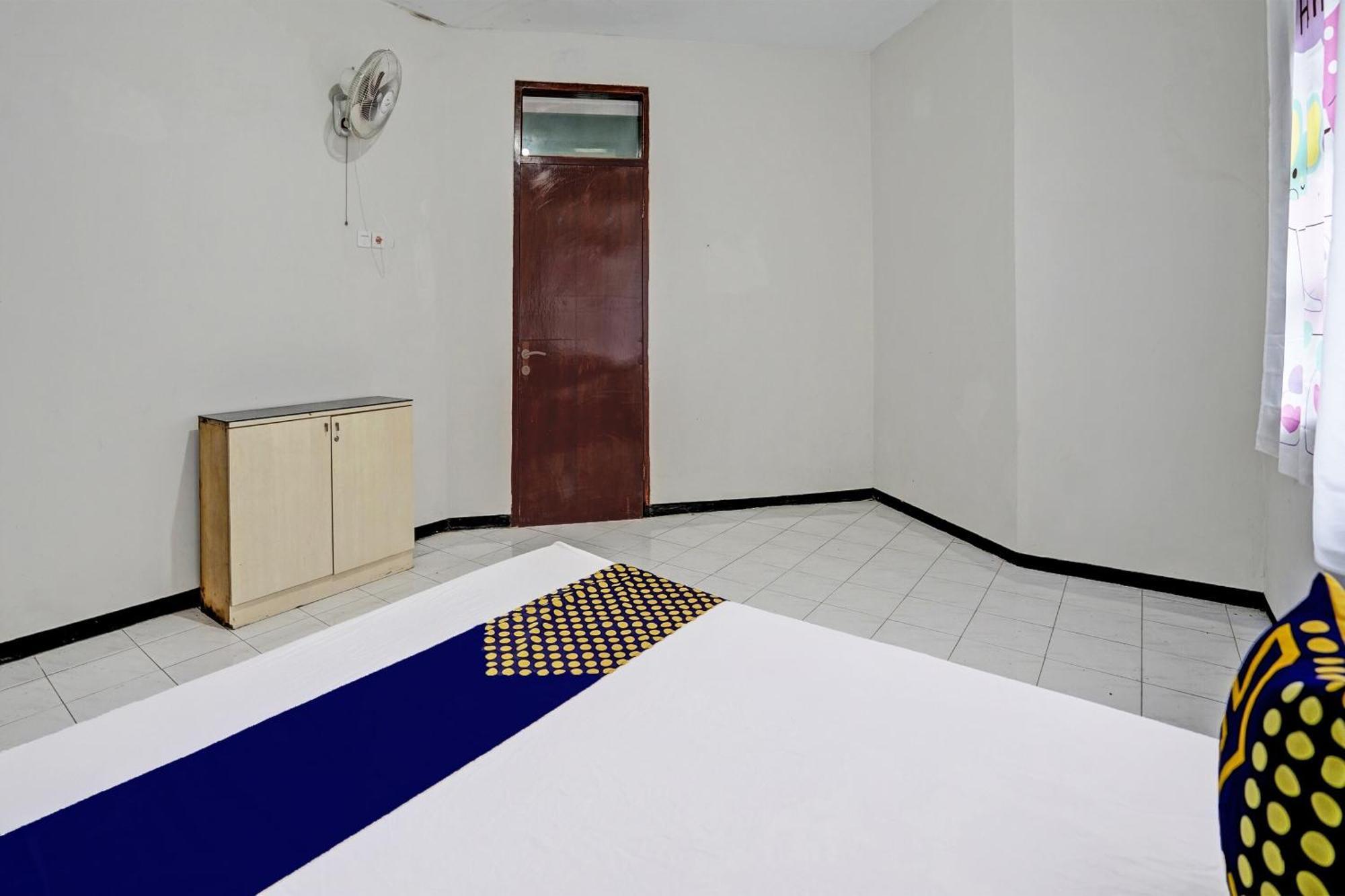 Prigen Spot On 92388 Villa Segi Delapan מראה חיצוני תמונה
