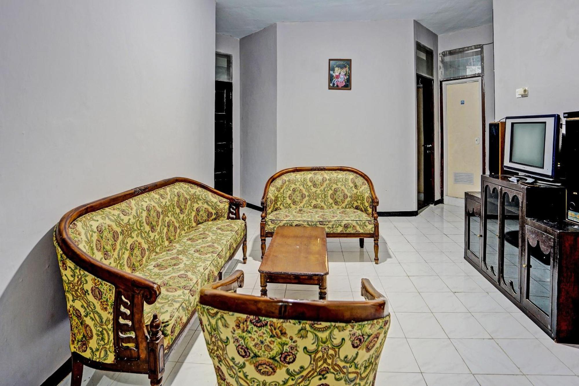 Prigen Spot On 92388 Villa Segi Delapan מראה חיצוני תמונה